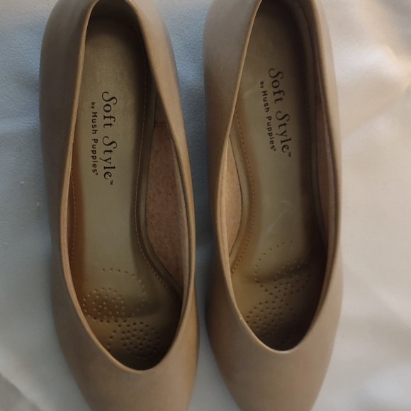 Hush Puppies Soft Style 77750 Darlene beige women’s skimmer flats, size 9N - Picture 3 of 5